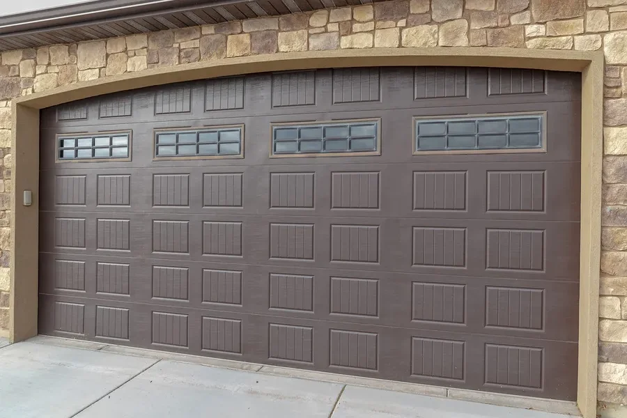 Signs It's Time To Replace Your Garage Door in Largo FL